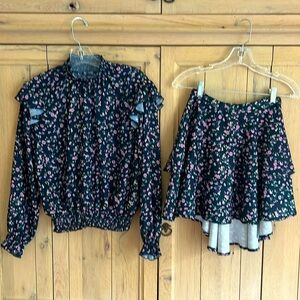 Mayoral 2 piece set, blouse & skirt, navy floral print, size 16/18